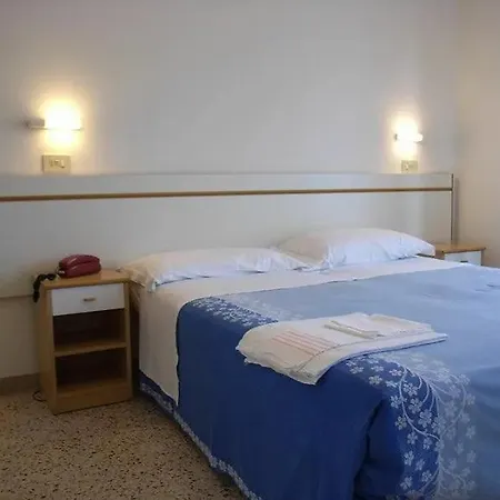 Acace Confort Ξενοδοχείο