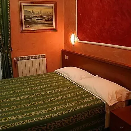 Acace Confort Hotel Vercelli